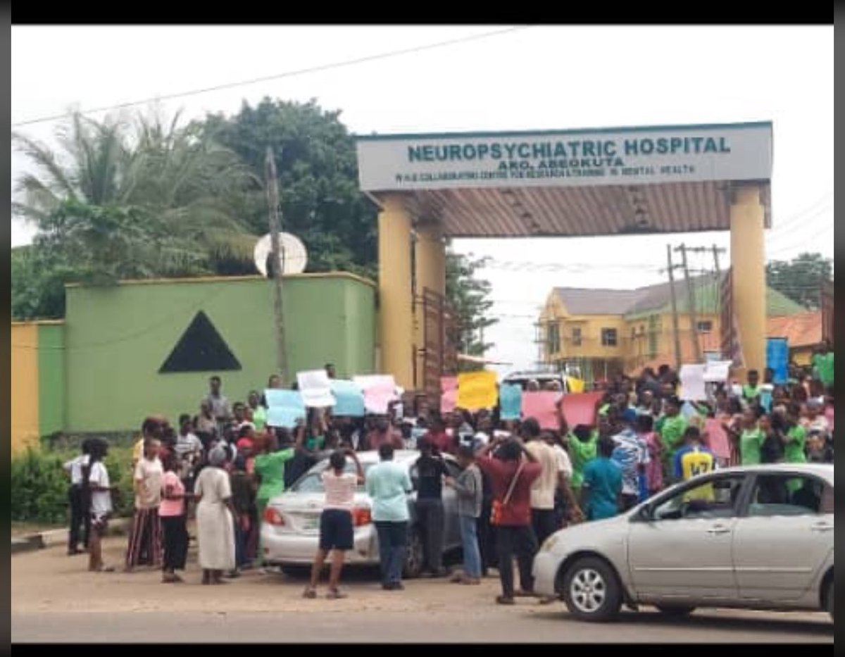 Sometimes I wonder where the bodies set up to protect this professions are. It either assault on student nurses or registered nurses and guess who still get punished the person assaulted. 

#justiceforseyi
#saynotobully