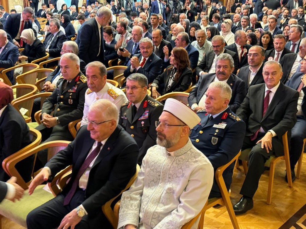 Bozkurt tweet media
