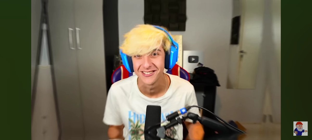 tonigonatyy's tweet image. eu preciso saber porque o cabelo do feuripe cresce TAO RÁPIDO, PQ NAO EH POSSÍVEL, @FEURIPEE mostre seus truques