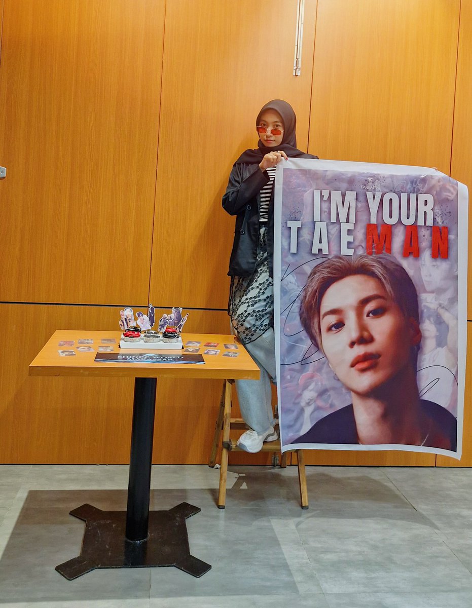 Happy Birthday to my first love in Kpop Universe!
Love you to the Moon and Back <a href="/TAEMIN_BPM/">태민 (TAEMIN)</a> 🖤

#HAPPY_TAEMIN_DAY #TAEMIN #태민 #SHINee