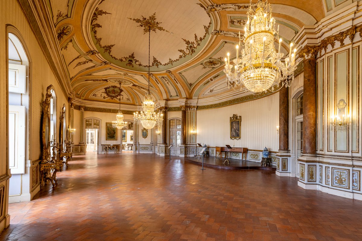 Parques de Sintra tweet media