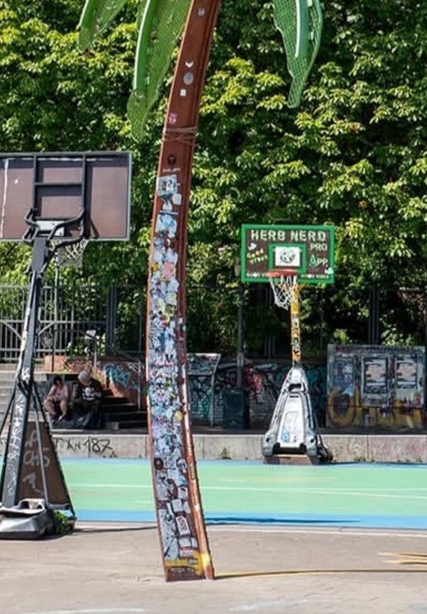 dave_severns's tweet image. Hoop of the Day… Hamburg, Germany. #hoopoftheday