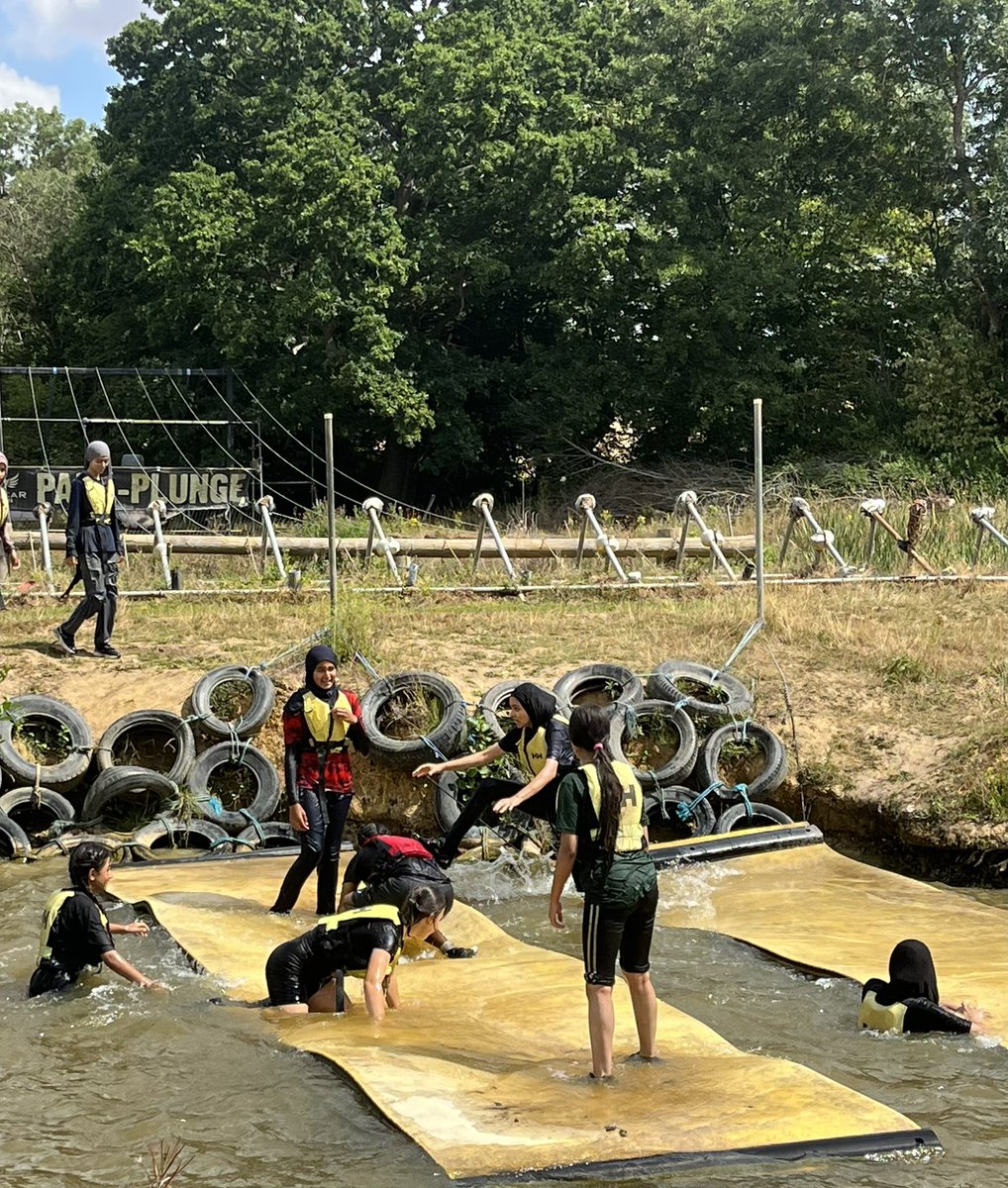 missferdouse's tweet photo. Had an amazing time leading my first trip to Nuclear Races. Proud of all the students and staff who got themselves stuck in💪🏽 https://t.co/uQOJQfW0Mb