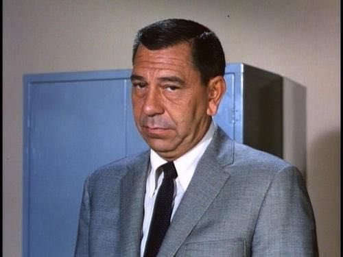 drraystep's tweet image. Besides being, you know, that day, this is also the look that I am giving all of those who like my posts but for some reason, must think that I am a gynecologist and they are needing a cervical exam. Ain’t your mama taught you no better🤷🏿♂️