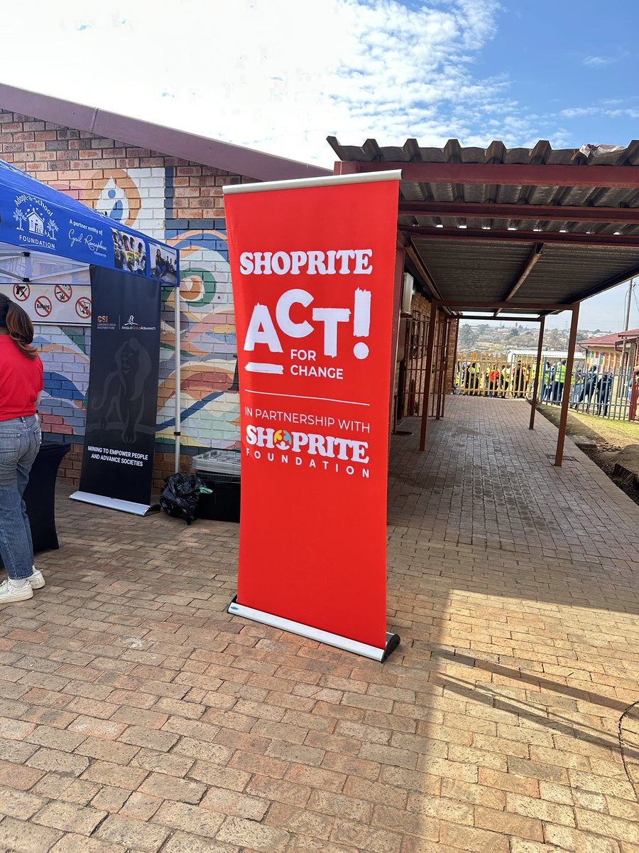 PennyLebyane's tweet photo. More than #67Minutes for #MandelaDay2025 Planting Vegetables and Painting Play Grounds with @CellC #AshantiGoldMines hosted by @AdoptaSchoolSA at #HlakaniphaniLowerPrimary ko #Dlamini #Soweto https://t.co/i95hJubNmw