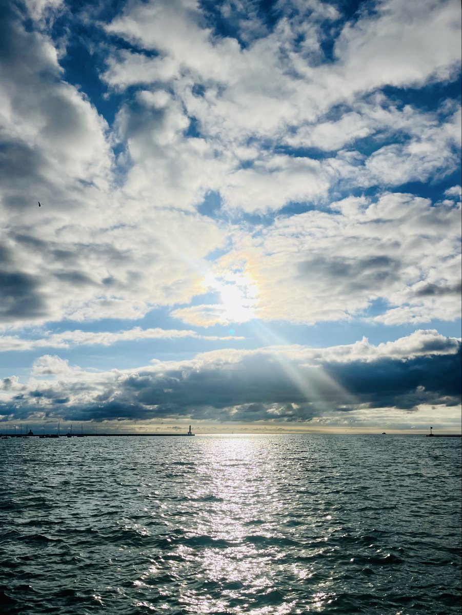 HeidiStevens13's tweet image. Good morning, Chicago 💛