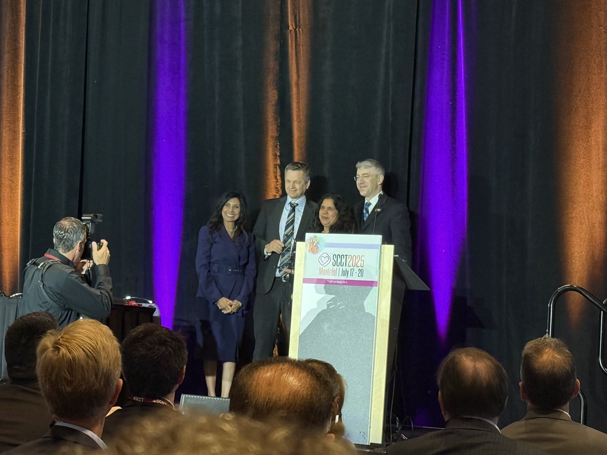 purviparwani's tweet image. Congratulations Dr. Damini Dey @CedarsSinai on receiving the 2025 Achenbach award! Thank you for your contribution to the world of #yesCCT #CVimaging #SCCT2025 

“Thank you Damini for making the plaque imaging cool before it was a thing”  
Dr. Kavitha Chinnaiyan