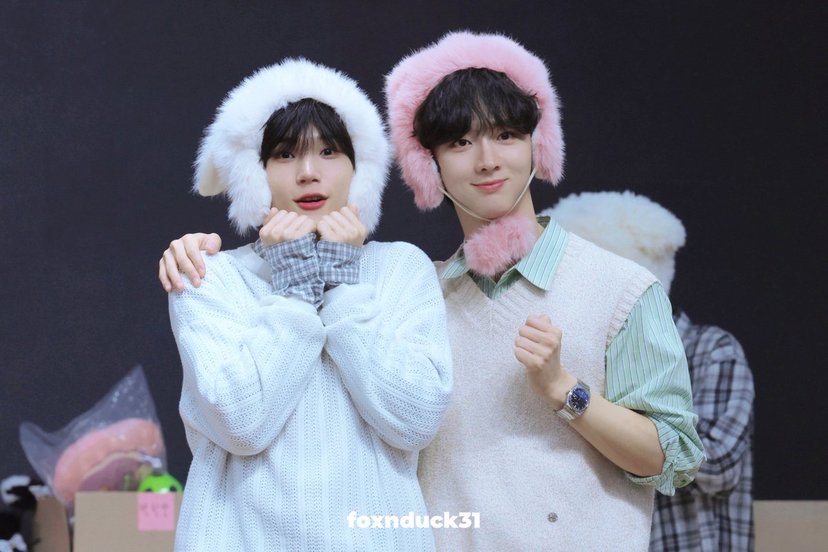 evnne パクハンビン　チェキ　이븐 박한빈 포카 evnne パクハンビン チェキ 이븐 박한빈 포카 evnne