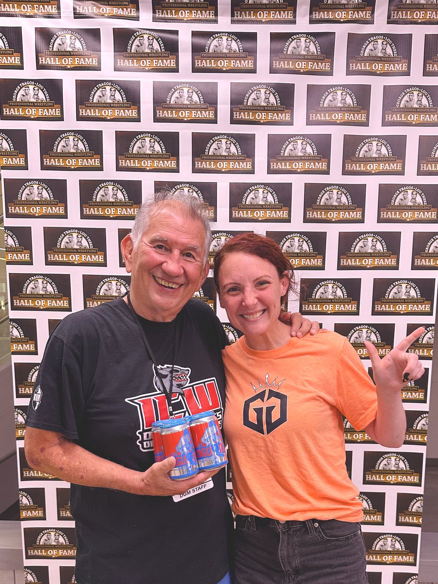 Rebecca_Roper_'s tweet image. ✌️ Cowboy’s walk into a bar…. 🤠😂🫶🏻
@Fgbrisco #BringAFriend2025