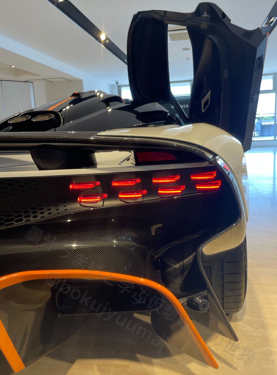 新型ランボルギーニ「テメラリオ(Temerario)」のローンチパーティに参加してきました！ スペック 価格：約4300万円(乗出し~約5300万円)  エンジン：V8ツインターボ+HPEV 馬力：合計出力920馬力 *画像はピンクに見えますがパープル アヴェンタドールやマクラーレンの750s ...