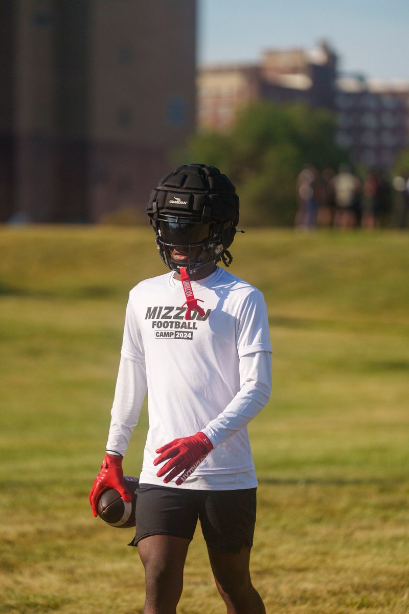 Almost that time!😤
#lastonebestone