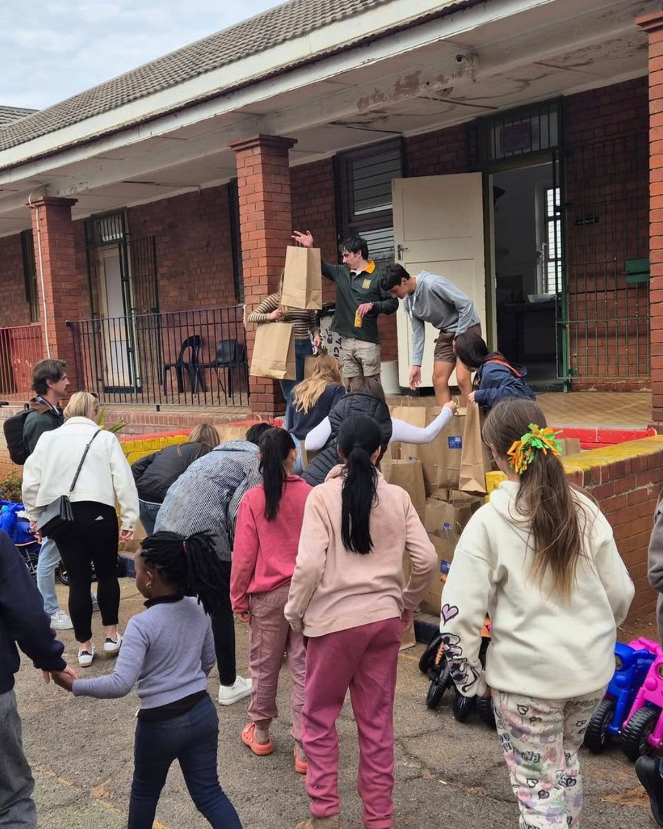 This Mandela Day, our teams brought warmth &amp; joy to the kids at Tjokkertjies for Jesus in Krugersdorp.
We played, made flapjacks &amp; handed out new jackets, shoes and socks, many received something brand new for the first time.
#MandelaDay2025 #AtterburyTrust #GivingBack #Community