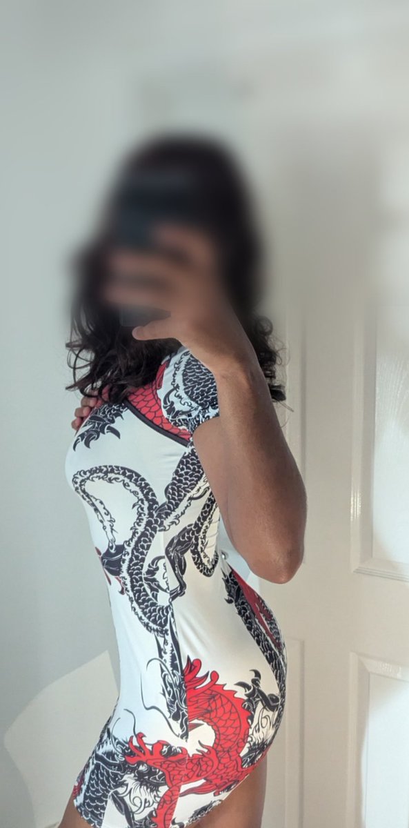 bauble645's tweet photo. in loveee with this dress

#femboy #nsfw https://t.co/yjLTwNlPQ4