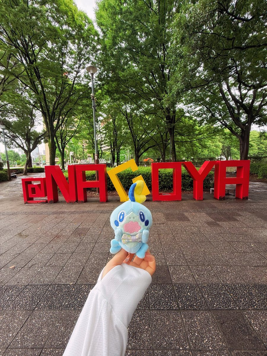 aghq7's tweet image. きのうは日帰りで名古屋☔️