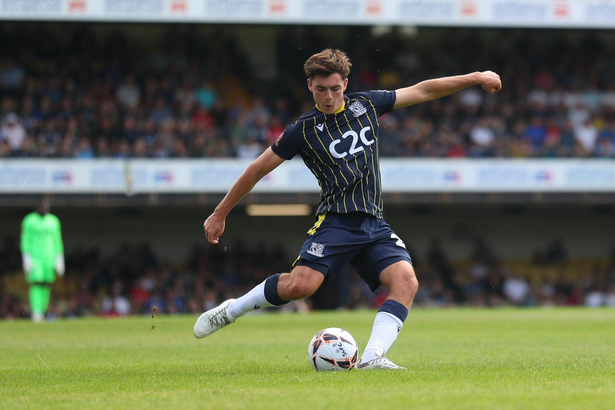 TransferCentre9's tweet image. Peterborough United are on the cusp of adding another midfielder to their ranks, after agreeing a deal to sign Southend United talisman Oli Coker for around £200k.
Player to still to undergo a medial but passing that, the deal could be announced immanently.
#pufc #sufc
