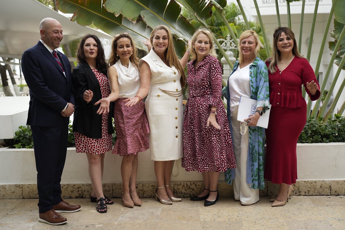 ¡Te compartimos un resumen de todo lo que sucedió en el Congreso SIAC 2025!

📚 Formación
🧪 Investigación
🤝 Alianzas
❤️ Campañas por la salud cardiovascular en toda la región

💻 Leé el recap completo siacardio.com/novedades/inst…

🗣️ Y tú, que fuiste parte...
¿Cuál fue tu momento