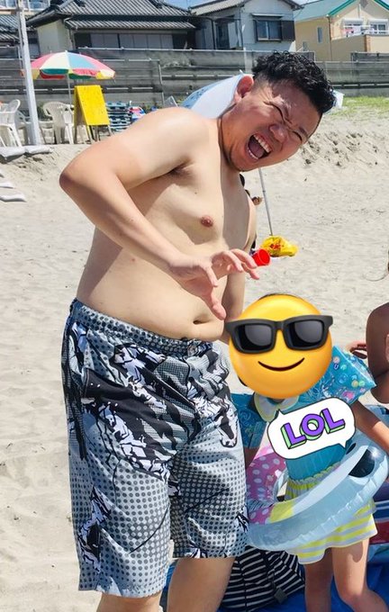 自分も漫画家ダイエット界隈混ざっていいっスか!?(肉丸先生の方を眺めながら)
※Beforeの方が楽しげなのは言わないお約束だ!

2019年 → 2025年 