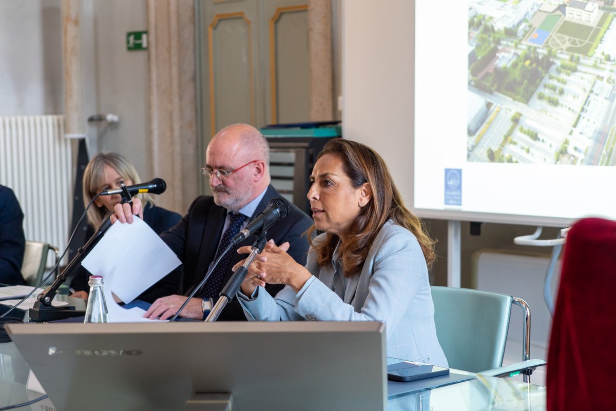 Istituto per il Credito Sportivo e Culturale (@icsc_spa) on Twitter photo Accessibile, sostenibile, aperto al territorio: un’infrastruttura che parla di futuro.
ICSC sostiene la realizzazione della nuova palestra polifunzionale dell’ <a href="/unibs_official/">Università degli Studi di Brescia</a> con un finanziamento da 3 milioni di euro.
Scopri di più: bit.ly/3GJy4iq Accessibile, sostenibile, aperto al territorio: un’infrastruttura che parla di futuro.
ICSC sostiene la realizzazione della nuova palestra polifunzionale dell’ <a href="/unibs_official/">Università degli Studi di Brescia</a> con un finanziamento da 3 milioni di euro.
Scopri di più: bit.ly/3GJy4iq