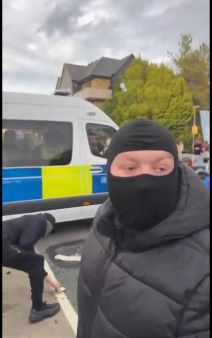 Can you believe these people want to ban the burqa!