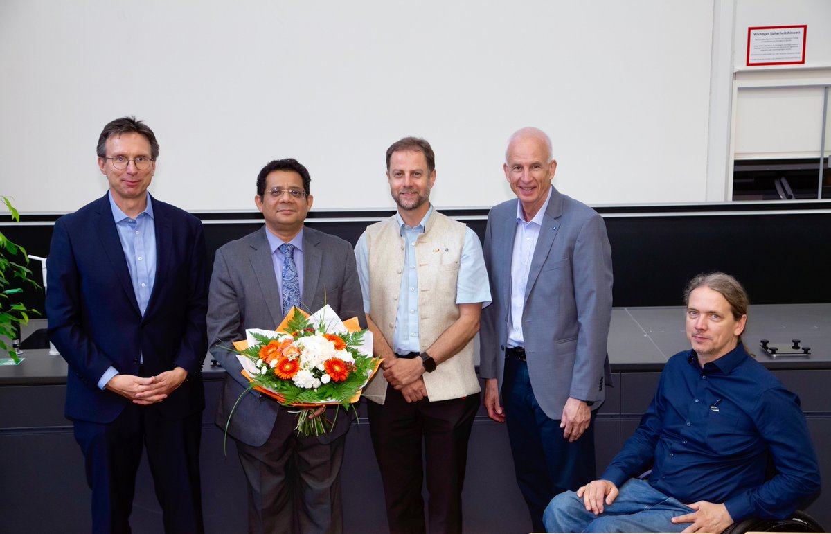 Sandeep Verma (स्वर) tweet media