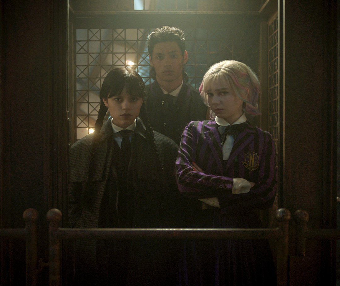 jennaodaily's tweet image. We're getting Wednesday season 2 in just 19 days!!