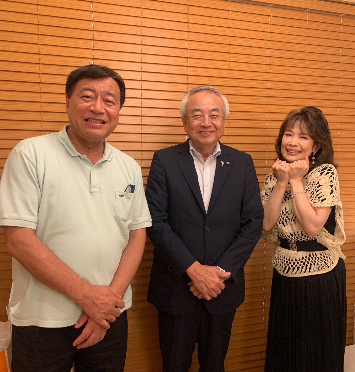 goahead_shigeru's tweet image. かつお溜め釣り漁伝来350年、明日明後日はイベント真っ盛り。明日10:15と13:15からは海の市で夢グループ石田社長と保科有里さんのトーク＆歌謡ショー。かつお藁焼きのお振舞いもあります👍前日入りされたので挨拶をさせていただきました。入場無料、お待ちしてます‼️＃夢グループ＃石田社長＃保科有里