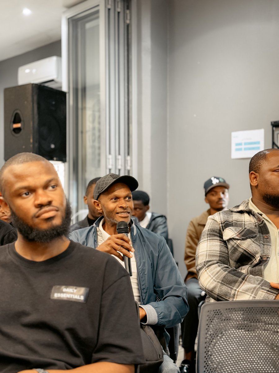 TshimologongIT's tweet image. The #IrishTechChallengeSA2025 information session in Durban brought the heat innovation, ambition & global collaboration in action!
Missed it? Catch the replay: youtu.be/XtGkCdx-6QI
Apply now: irishtechchallenge.co.za
#ITCSA25 #TechForGrowth #Collaboration #WitsForGood