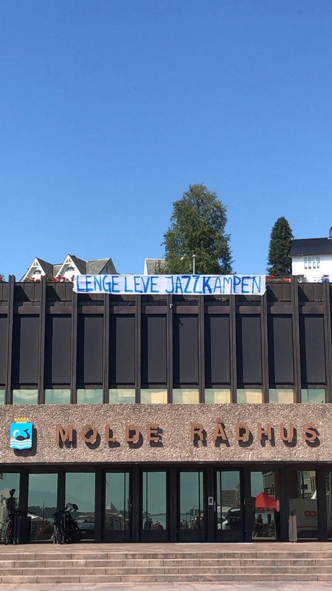90 min med frijazz på stadion i morra 🥁🇳🇮 Jazzkampen ER å jazze!
Billetter her: moldefk.ticketco.events/no/nb/events/7…