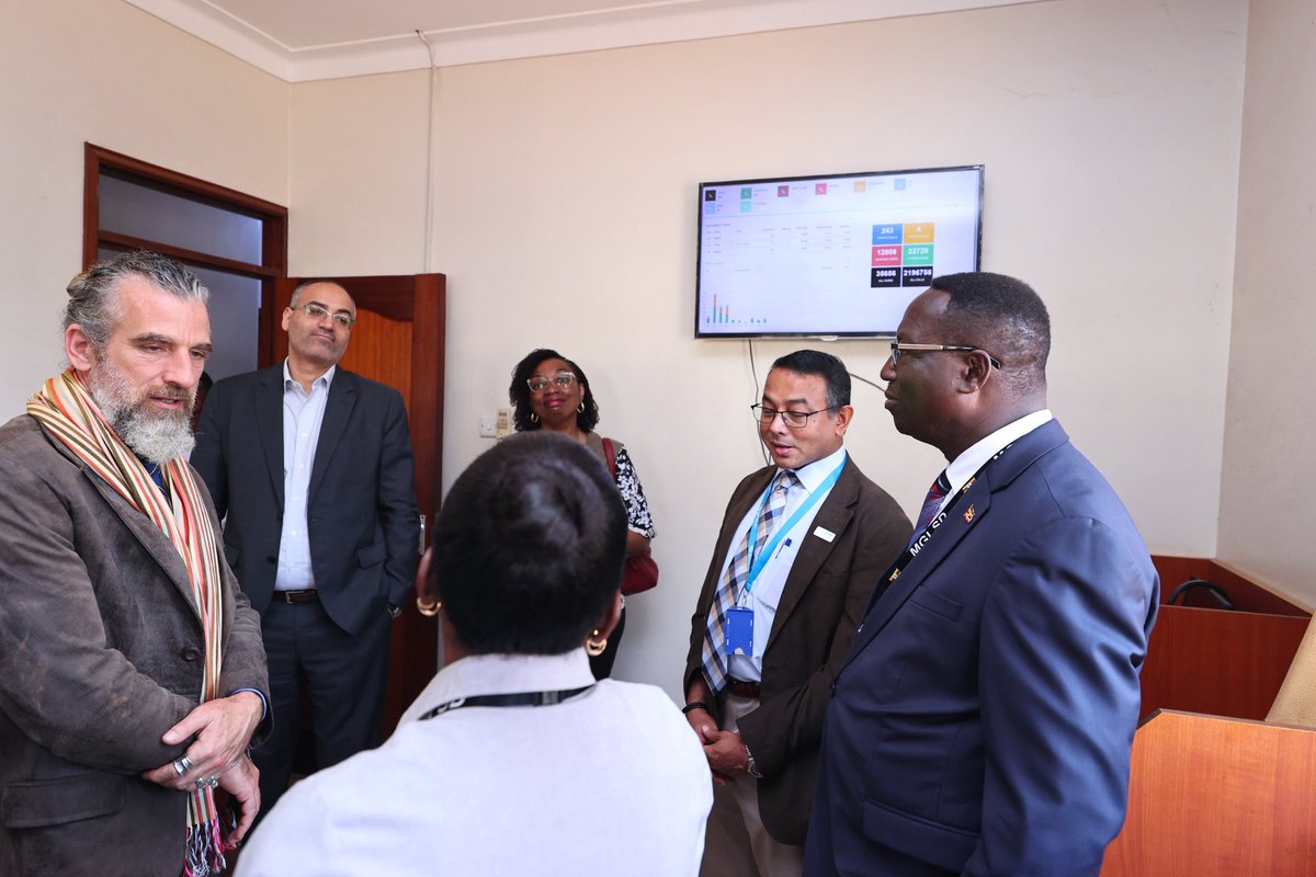 UNICEF Uganda (@unicefuganda) on Twitter photo 18 July 2025
<a href="/JeremyUNICEF/">Jeremy Hopkins</a> UNICEF Deputy Regional Director, Eastern & Southern Africa,<a href="/UNICEFRepUG/">Robin Nandy</a>, <a href="/unwomenuganda/">UN Women Uganda</a> Deputy Country Rep. <a href="/KNdieli/">Adekemi Ndieli</a>, <a href="/UNFPAUganda/">UNFPA Uganda</a> Deputy Representative <a href="/dan_alemu/">Daniel Alemu</a> & <a href="/Mglsd_UG/">Ministry of Gender, Labour and Social Development</a> PS <a href="/AggreyKibenge/">Aggrey Kibenge</a> paid a courtesy call to <a href="/sauti116/">Sauti 116 Helpline, Uganda</a>. 18 July 2025
<a href="/JeremyUNICEF/">Jeremy Hopkins</a> UNICEF Deputy Regional Director, Eastern & Southern Africa,<a href="/UNICEFRepUG/">Robin Nandy</a>, <a href="/unwomenuganda/">UN Women Uganda</a> Deputy Country Rep. <a href="/KNdieli/">Adekemi Ndieli</a>, <a href="/UNFPAUganda/">UNFPA Uganda</a> Deputy Representative <a href="/dan_alemu/">Daniel Alemu</a> & <a href="/Mglsd_UG/">Ministry of Gender, Labour and Social Development</a> PS <a href="/AggreyKibenge/">Aggrey Kibenge</a> paid a courtesy call to <a href="/sauti116/">Sauti 116 Helpline, Uganda</a>.