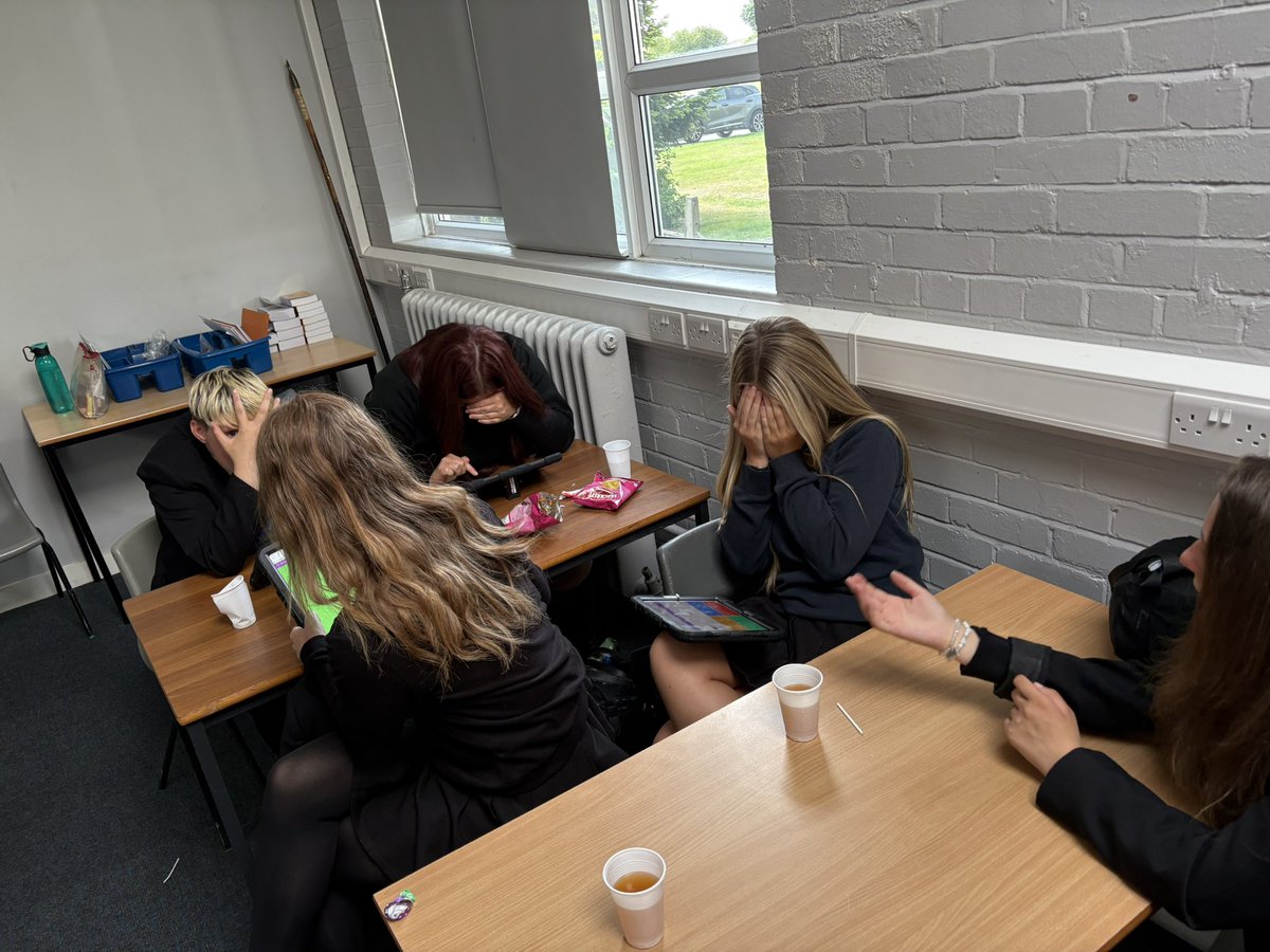 DerbyHighMaths's tweet image. They may be a little camera shy, but our numeracy intervention students have worked so hard this year so enjoyed some well earned celebration events today with some competitive quizzing, games and treats!
