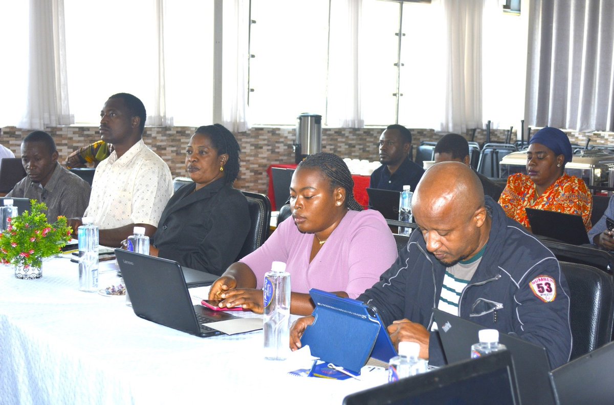 unwomentanzania's tweet image. From July 16–18, PMO held a regional training in Tabora for Social Welfare & ICT Officers to boost effective use of PD-MIS for gender-responsive disability data.
DPS Zuhura Yunus called for enhanced oversight & dedicated budget allocations at the local level to ensure…