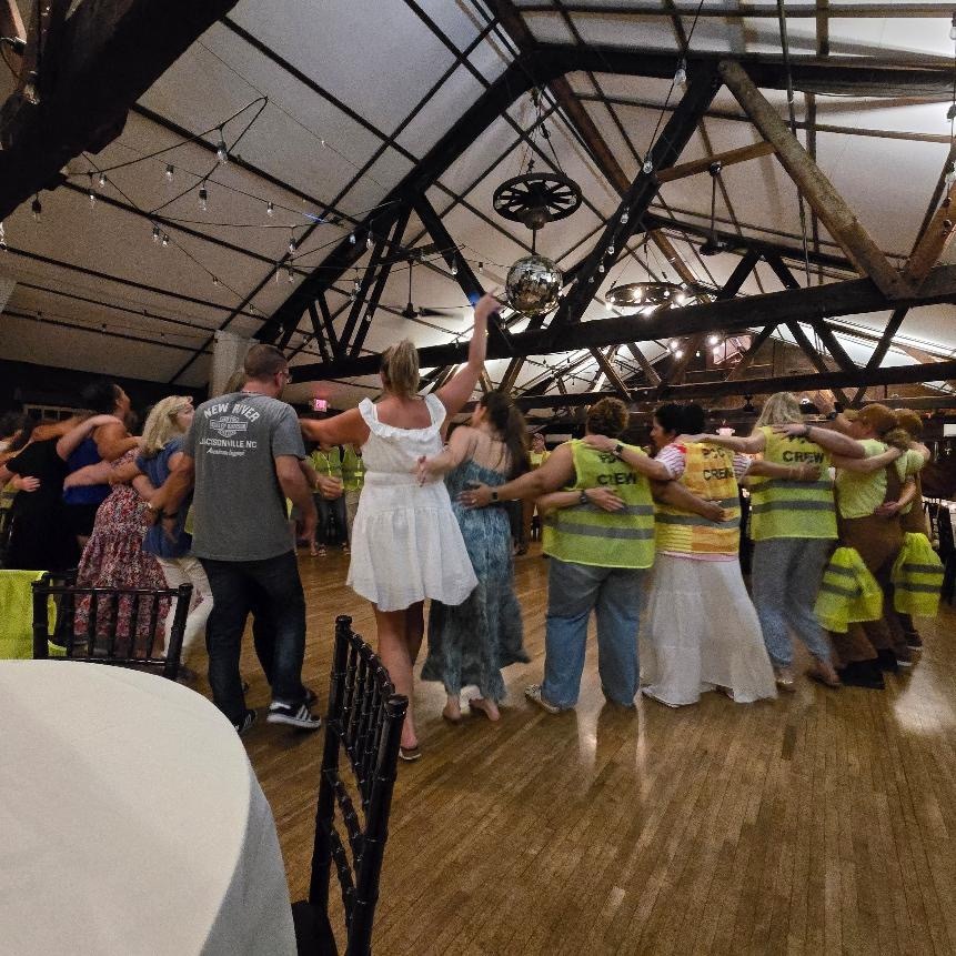 It’s the last day of the PCC Users’ Conference! Be sure to log on or join us upstairs in Emerald III for Dr. Kraft’s keynote. Need help? Contact ucsupport@pcc.com! 

📸 credit: Jen Harris