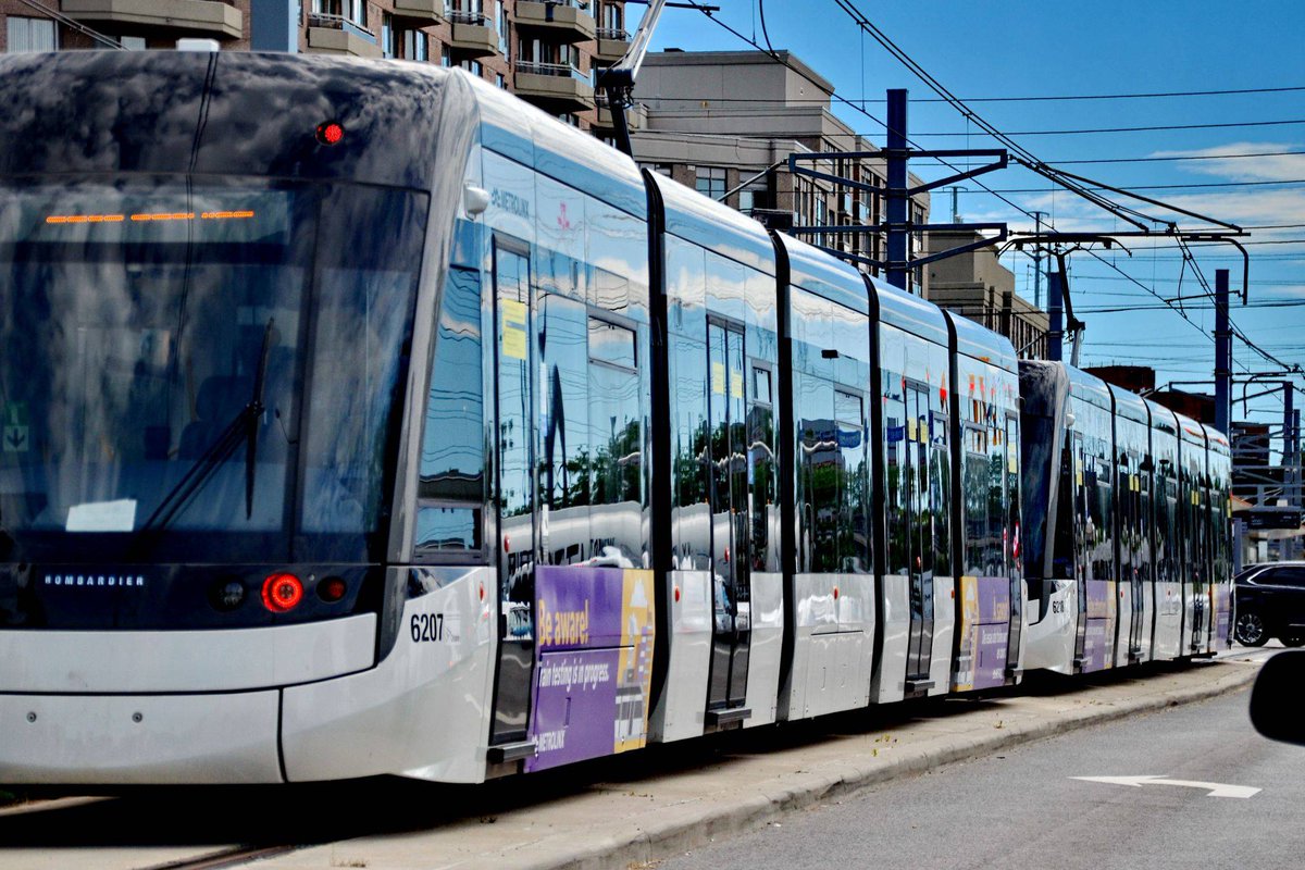 "Certainly by the end of the year," says former interim TTC CEO Greg Percy on Eglinton Crosstown opening, as <a href="/JoshMatlow/">Josh Matlow</a> calls for a public inquiry into the continually delayed transit line. <a href="/Metrolinx/">Metrolinx</a> #TOpoli #ONpoli 
zoomerradio.ca/news/2025/07/1…