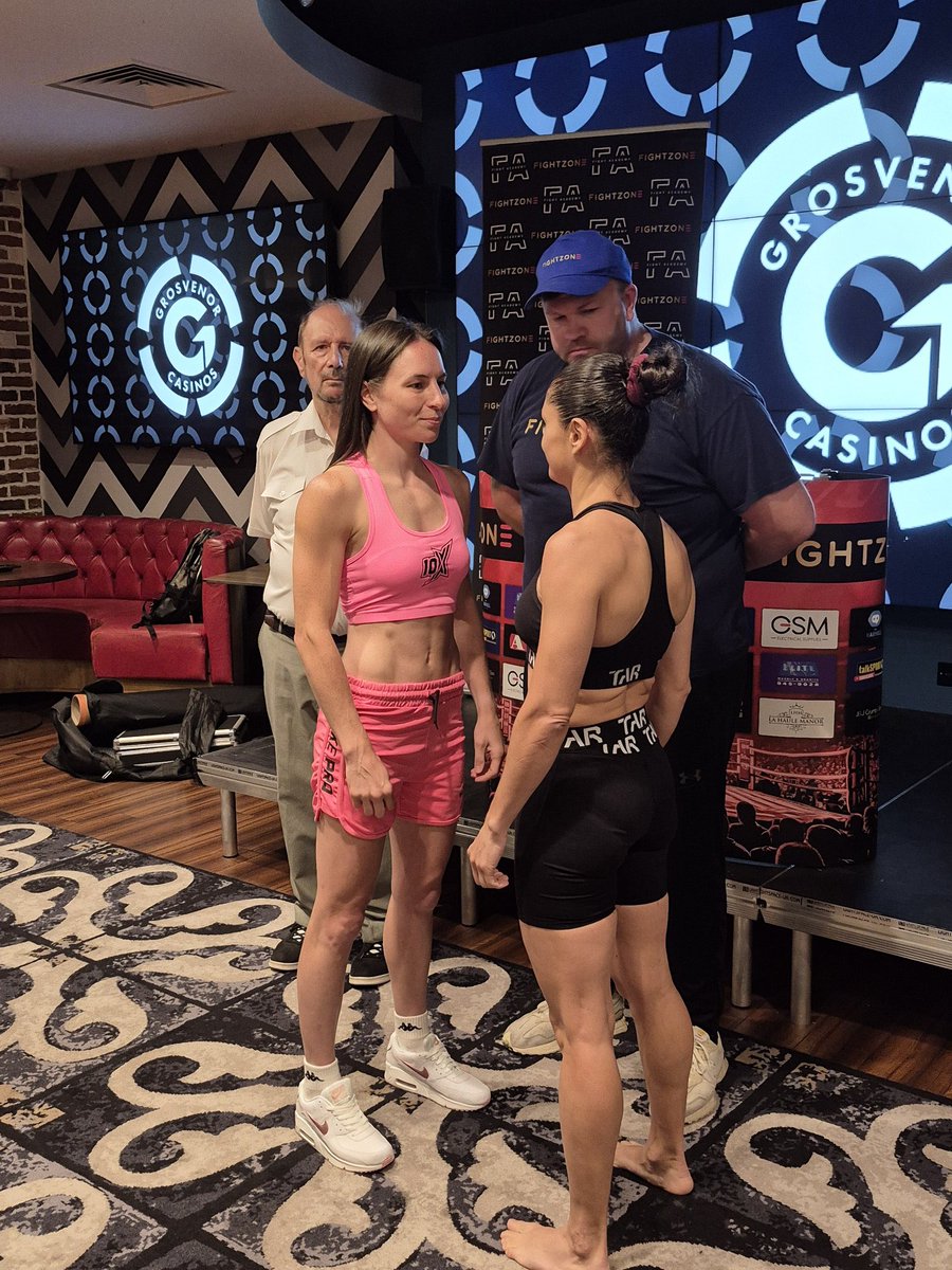 MidlandsBBBofC's tweet image. Good luck to @NicolaHopewell at Skate Central, Sheffield as she challenges Marie Connan for the IBO World Flyweight Championship tomorrow night 馃