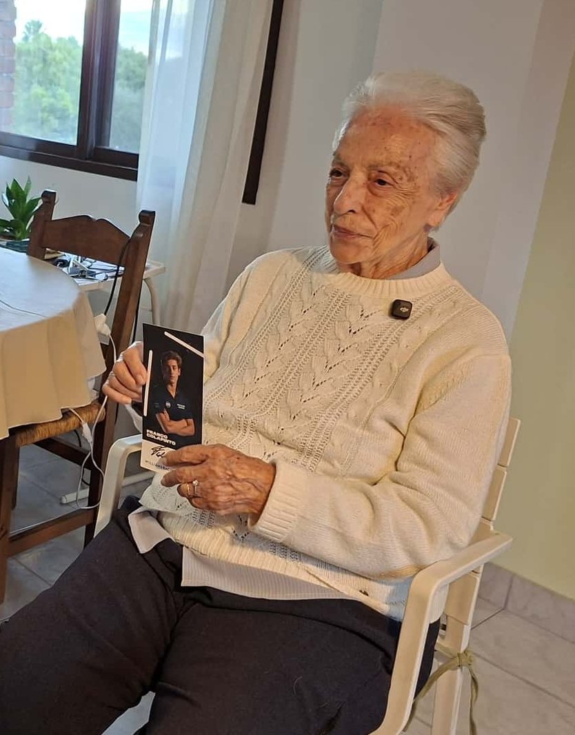 Motor1Argentina's tweet image. 🔹Hoy cumple 95 años la #AbuelaF1
🔹Fanática de Fangio en su juventud y ahora de Franco Colapinto.
🔹Dale RT para que Franco le mande un saludo!
ar.motor1.com/news/738227/ab…

@FranColapinto