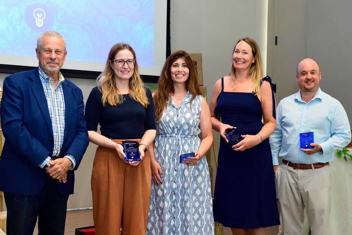 JHUCompSci's tweet image. Congratulations to our PhD academic program coordinator Kim Franklin on winning a @HopkinsEngineer Staff Excellence Award! This is a well-deserved recognition of her invaluable contributions to the dept. & the enthusiasm, leadership, & unwavering support she provides to our PhDs!