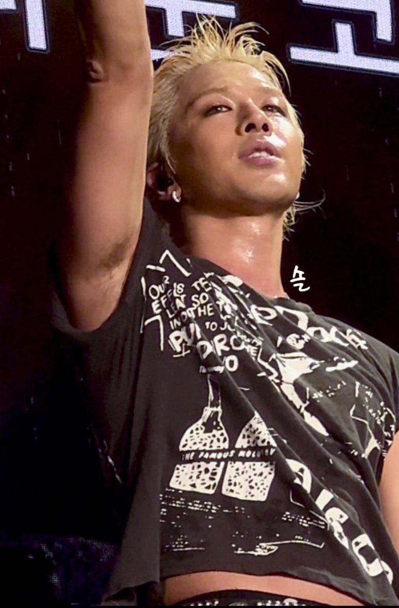 Young to the Bae Bae! 👁👄👁

#TAEYANG #태양 <a href="/Realtaeyang/">TAEYANG</a>
