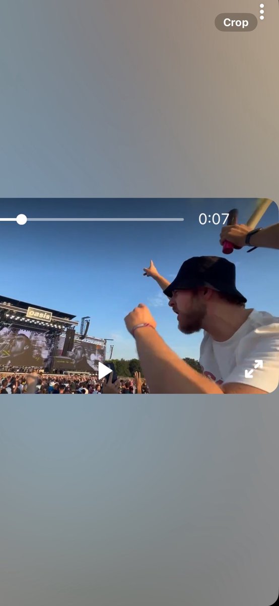 Lewisburnage17's tweet image. Waited a lifetime to see Oasis but was thrown out because of some idiots behind me with flares. security team pointed towards us and I was caught in the crossfire. thrown out the gig for no reason and left stranded alone.@liamgallagher @oasis