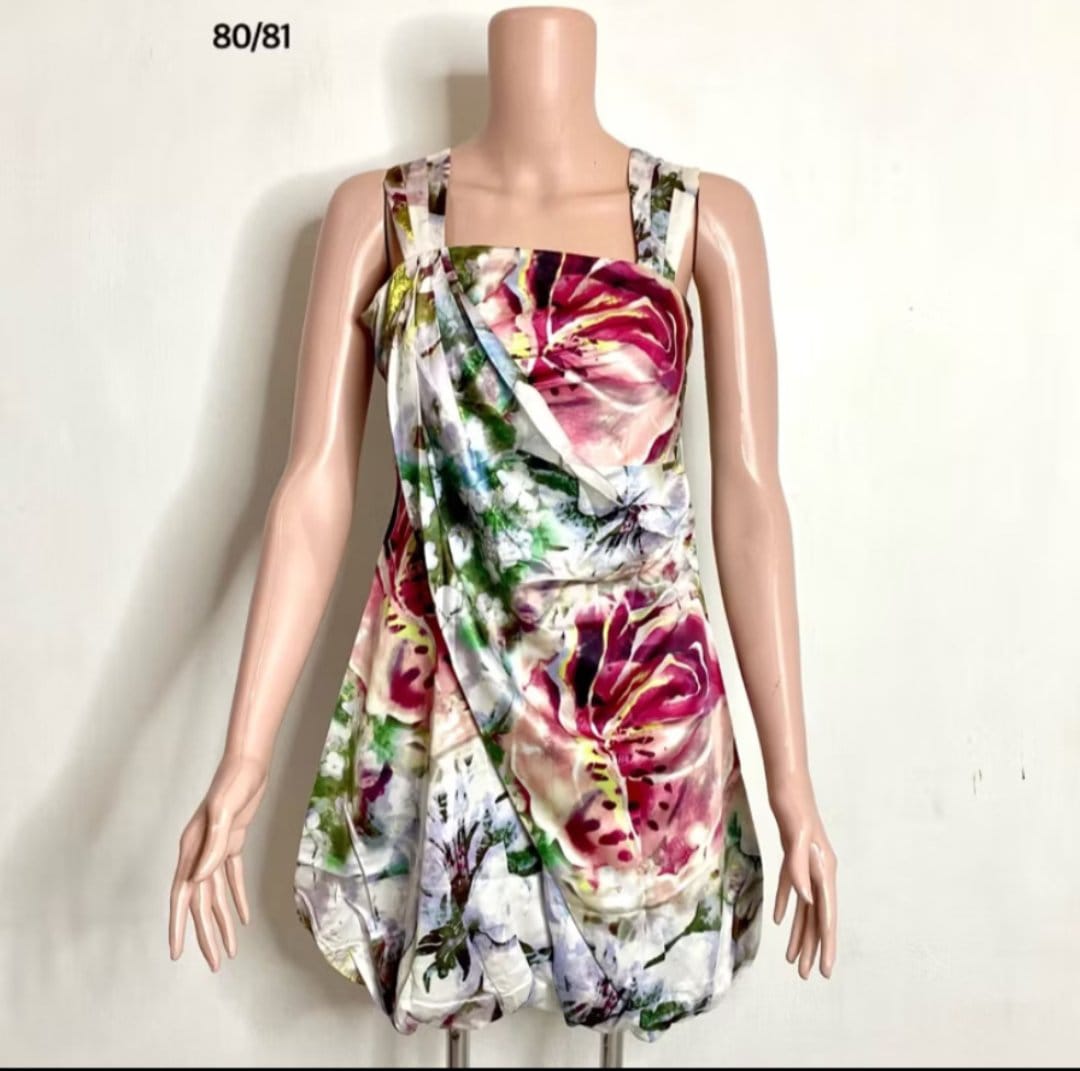 pinkylol__'s tweet photo. Preloved dress flowy bunga 

💰: 85k https://t.co/q6PClhVJ4x