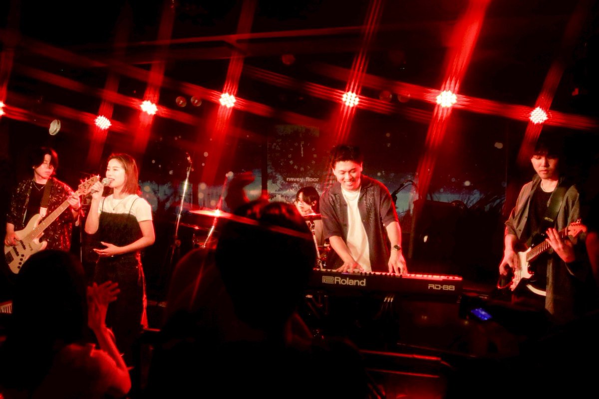 いよいよ明日！！🦖🔥

ミドリノキョウリュウ
"16:50〜17:20"で出演します。

振る舞いフード、お酒も備わった最高のイベントになっておりますので、来る価値しかないです！🍻

是非、皆さん遊びにお立ち寄り下さい！！
沢山のご来場お待ちしております。

#ミドリノキョウリュウ
#新大久保CLUBVoice