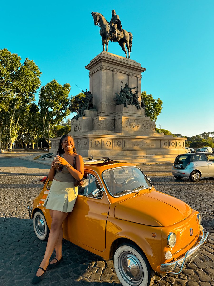 I can’t believe I actually fit into this car 😅