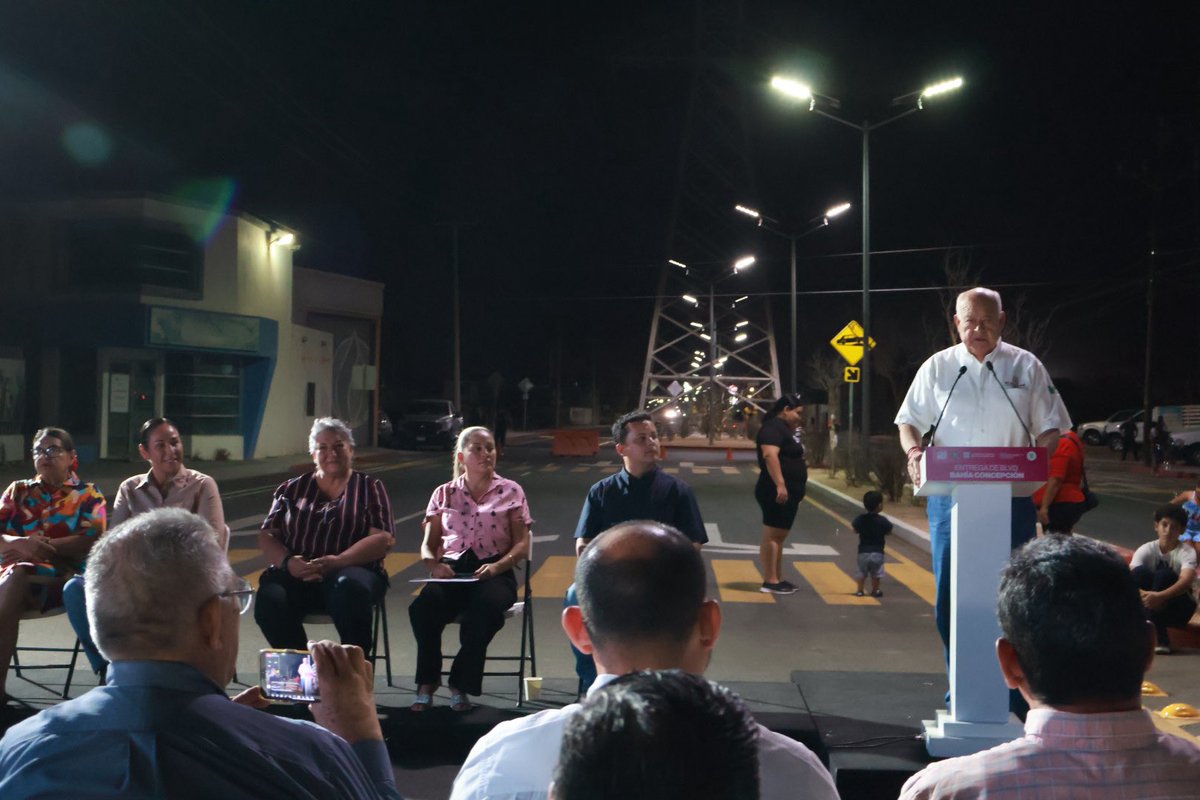 #Entérate | El gobernador Víctor Manuel Castro Cosío encabezó junto a la alcaldesa Milena Quiroga, la inauguración del bulevar Bahía Concepción y la calle Prosperidad, obras que mejoran la movilidad y la seguridad vial en el sur de #LaPaz.

Además, se pusieron en marcha semáforos