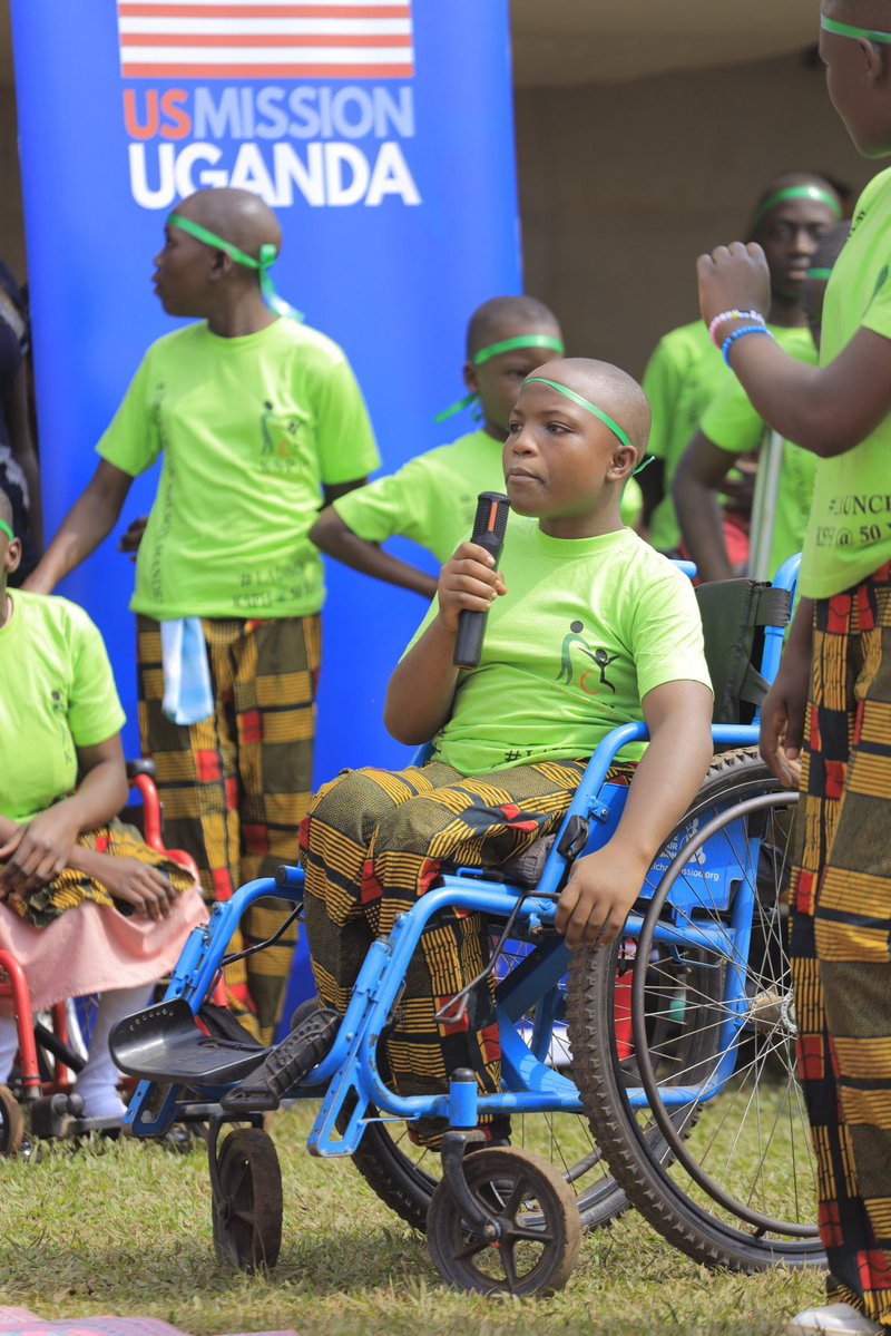 usmissionuganda's tweet image. #AmbPopp joined @MWFAlumniUganda at the Kampala School for the Physically Handicapped (KSPH) to support educational opportunities. We are proud to see our 🇺🇸 alumni leading the #Accessibility4KSPH campaign to improve learning spaces & equipment for children with disabilities.…