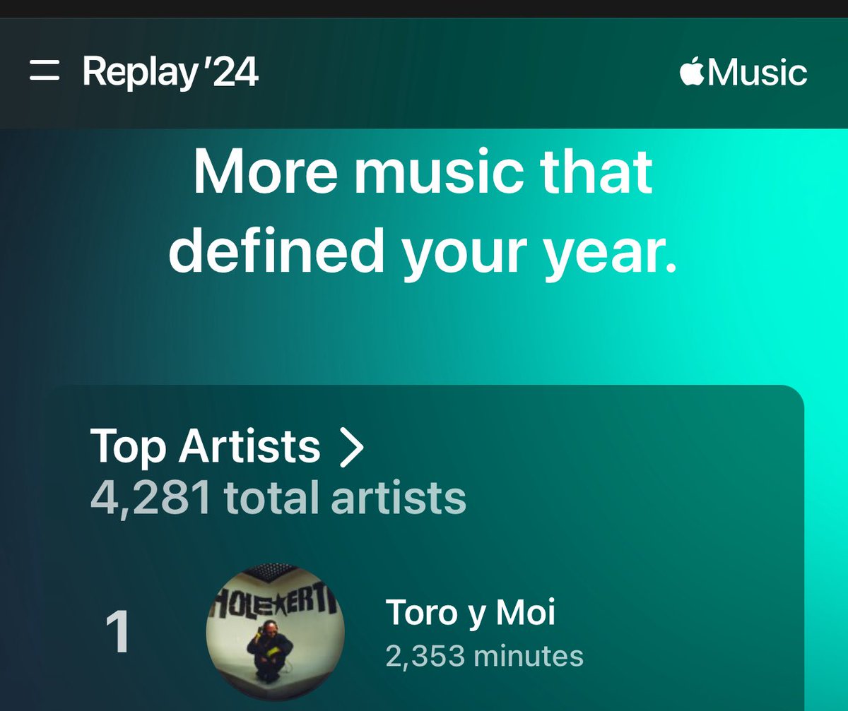 rafy8a's tweet photo. @sloungerie If my Apple replay went back to 2011 it would look like this every year. I love Chaz https://t.co/coE0yUEnzk
