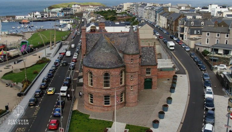 Friday Fact

⛳️It's all about the <a href="/TheOpen/">The Open</a> at <a href="/royalportrush/">Royal Portrush G.C.</a> this weekend and we are unashamedly getting in on the act with our #FridayFact ⛳️

Northern Ireland's first Lord Chief Justice, Sir Denis Henry KC, was sworn in on August 15th 1921. 

The swearing in took place in