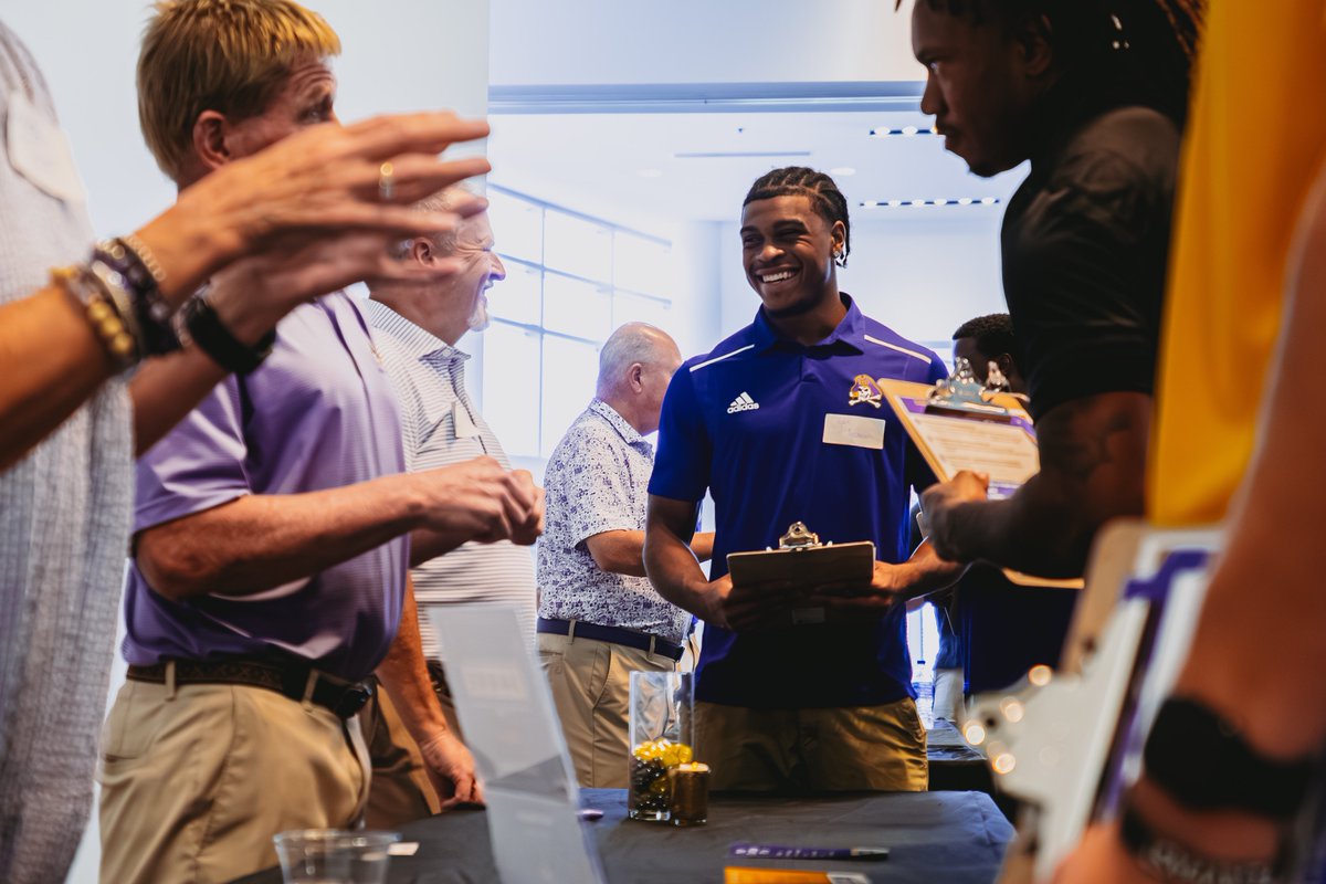ECUPiratesFB's tweet image. SABRE Brand Night: Learning how to connect with people and businesses 🏴☠️
