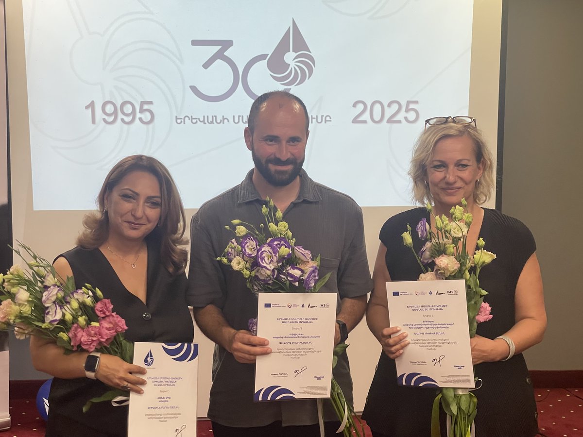 evn_report's tweet image. On July 18, our Editor @MariaTitizian was honored by the @ypcarmenia for her steadfast commitment to the principles of ethical journalism at their annual award ceremony. Congratulations to the Yerevan Press Club on their 30th anniversary, and to fellow awardees Kristina…