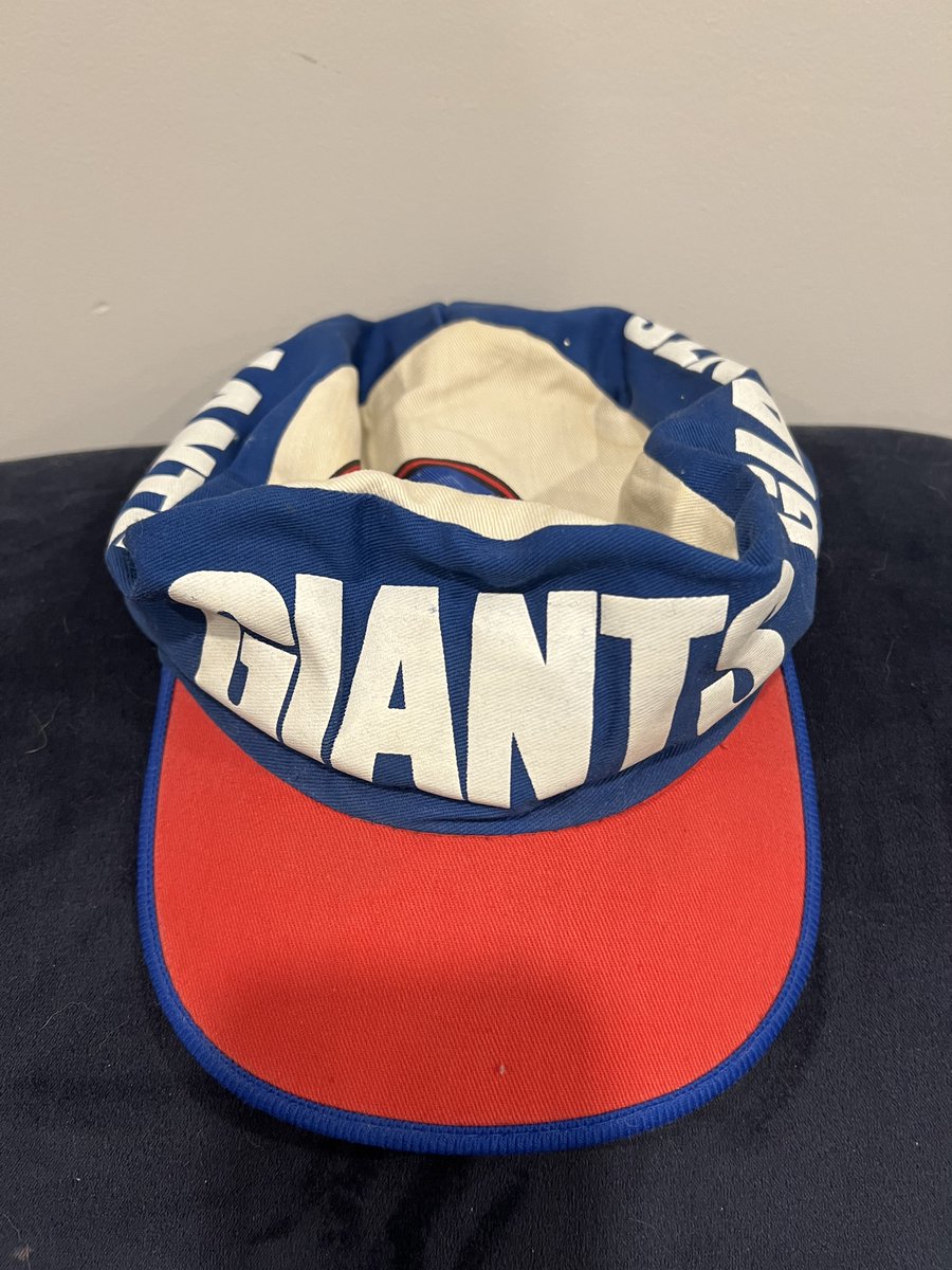 BigBlueVCR's tweet image. Random #NYGiants thing of the day: The classic Giants painters hat! I believe I got this back in 1985 & you see it worn by fans all throughout Giants highlights in the 1980s. Maybe I'll put it on when I go to camp this week...🤔