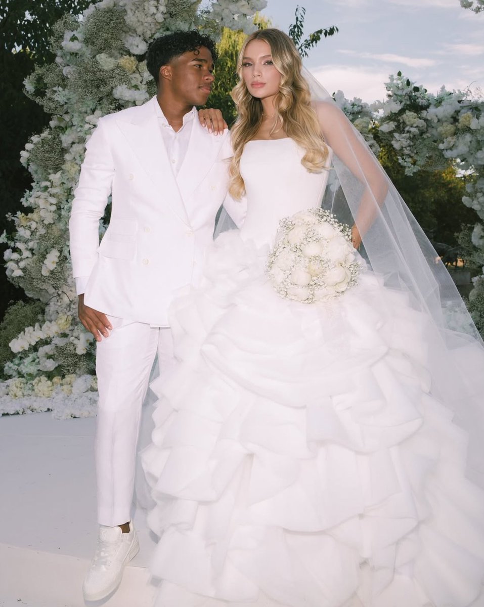 إندريك خلال حفل زفافه اليوم. 💍