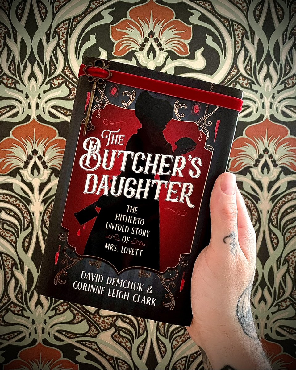 DMan1504's tweet image. 🔪 Dearest reader,my review of the riveting #TheButchersDaughter by David Demchuk &amp;amp; Corinne Leigh Clark is now available over on instagram! 🫀 
🖤 Utterly absorbing and tense, dare you read about Mrs Lovett’s tragic life? 🖤
Out now and published by @TitanBooks 
#booklover #Book